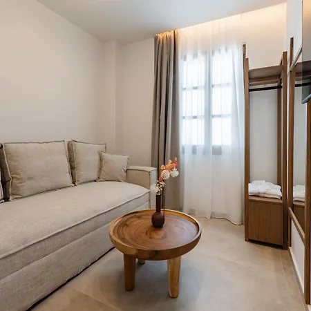 Karavel - Old Town Aparthotel Rhodes City