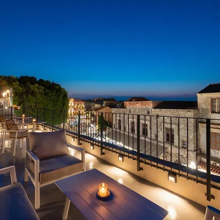 Karavel - Old Town Aparthotel Rhodes City