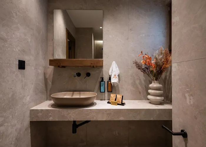 Karavel - Old Town *