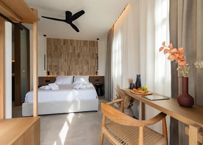 Aparthotel Karavel - Old Town