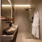 Apartmanhotel Karavel - Old Town