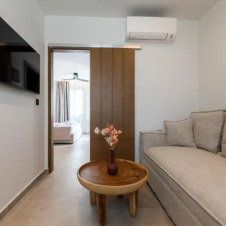 Aparthotel Karavel - Old Town